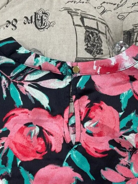 Calvin Klein Floral Side Tie Sleeveless Top - Picture 12 of 13